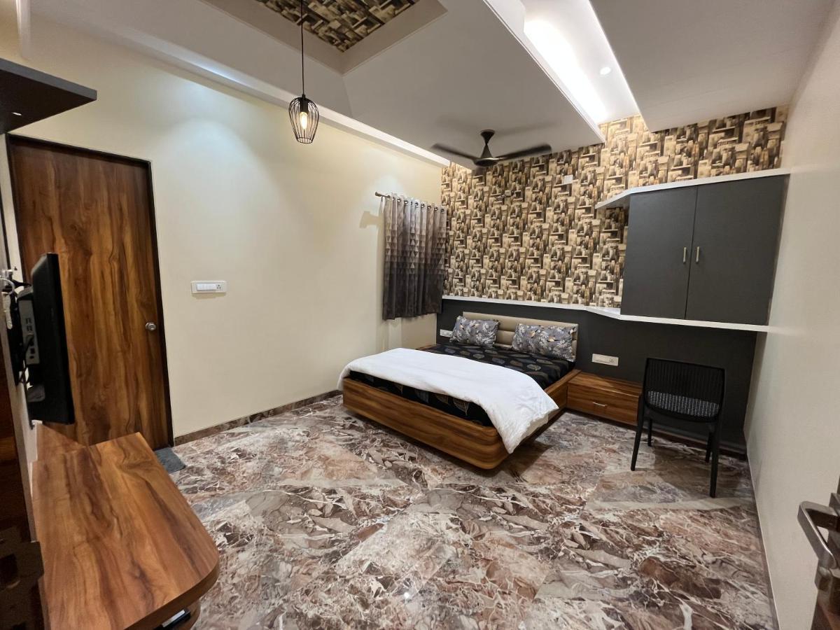 Hotel Aryadeep Phardāpur Exterior foto